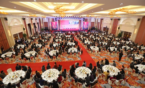 【尊龍凱時20年】傳承與創新企業文化論壇、發展功臣/勞動模範表彰、内部精英晚宴隆重舉行