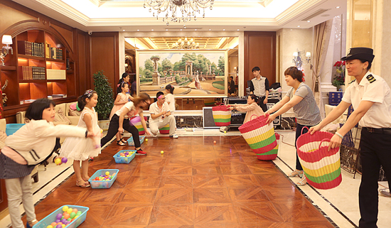 尊龍凱時控股集團“六一”活動精彩紛呈