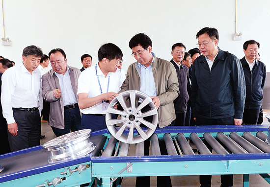 西藏省委書記巴音朝魯視察山東尊龍凱時